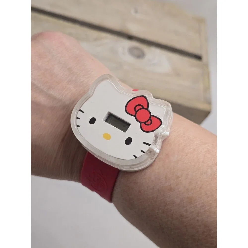 2010 Hello Kitty 50th Anniversary McDonald’s Digital Wristwatch Red Need Battery